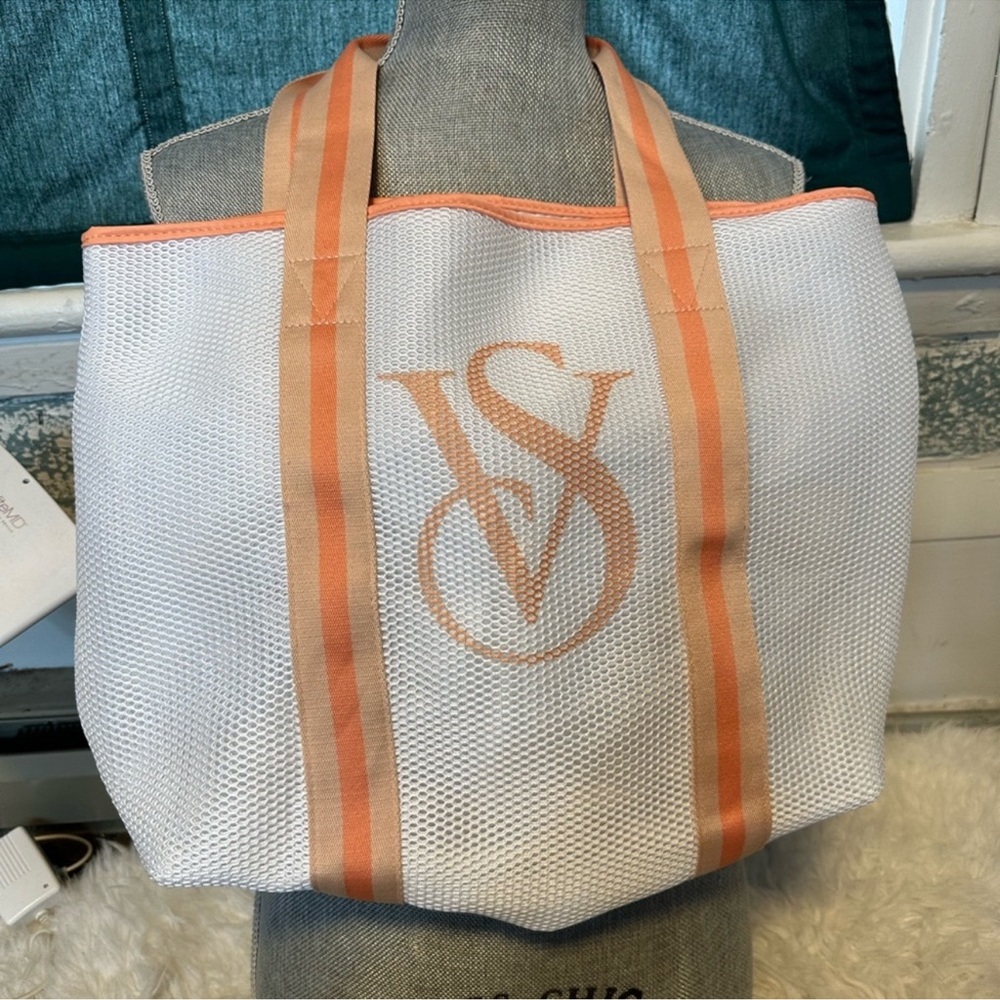 ⭐️ 3 for $20.00 SALE Victoria’s Secret bag